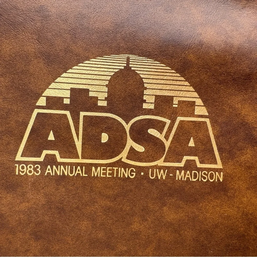 Portfolio Brown Pleather American Dairy Science Assn 1983 UW Madison VTG